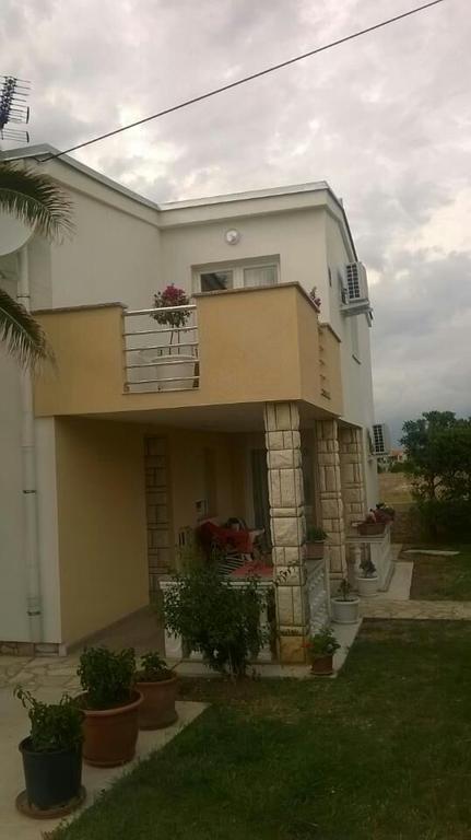 Apartments Bimi วีร์ ภายนอก รูปภาพ